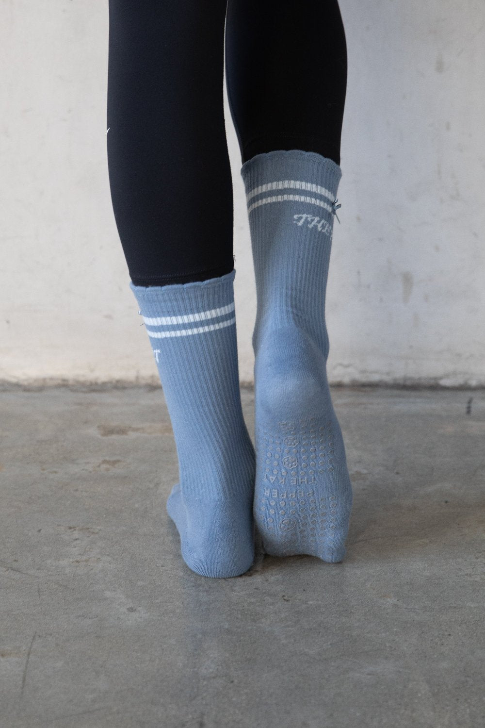 KATIE 'THE KAT' RIBBON GRIP SOCKS