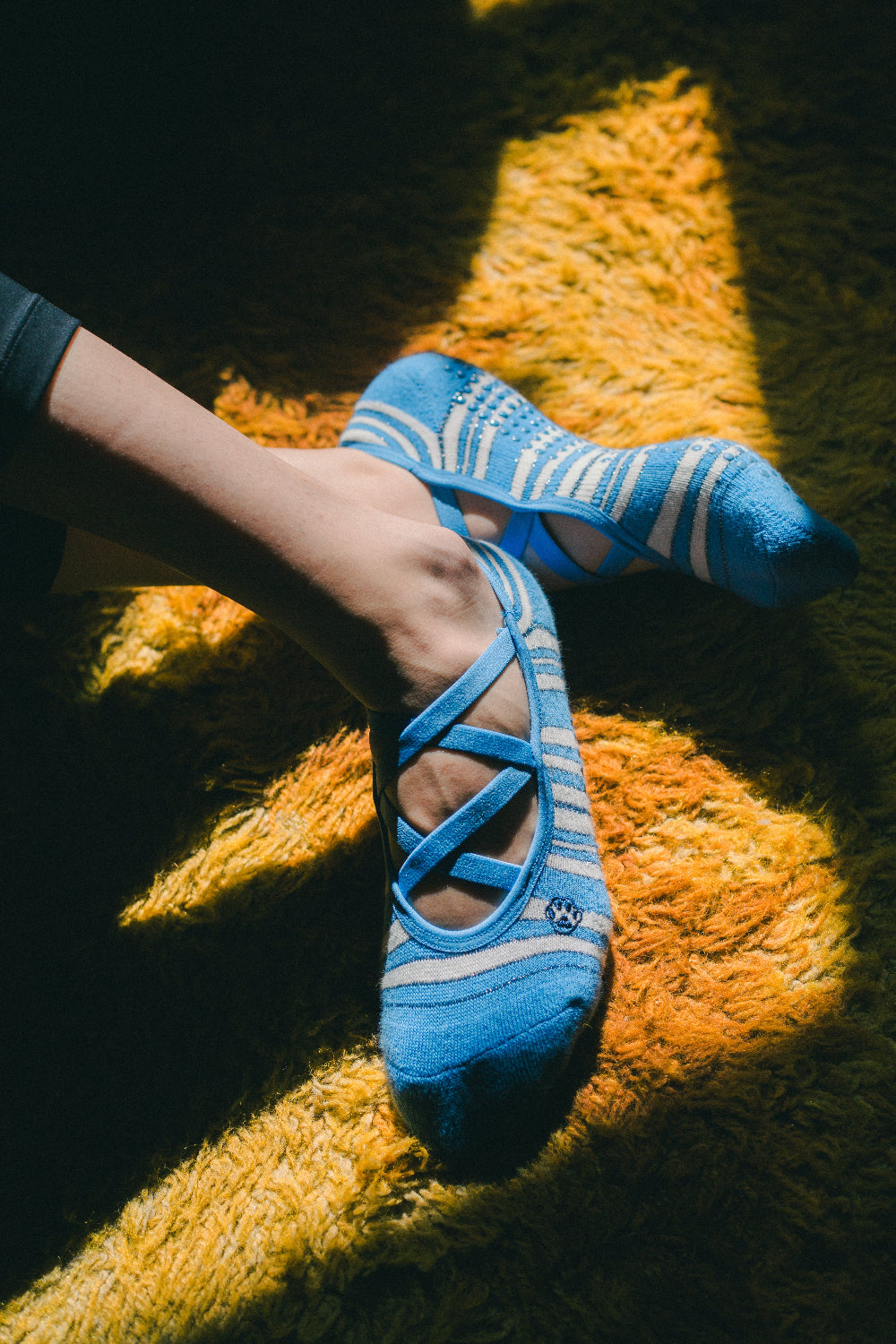 CASSIE 'STRIPE' GRIP SOCKS