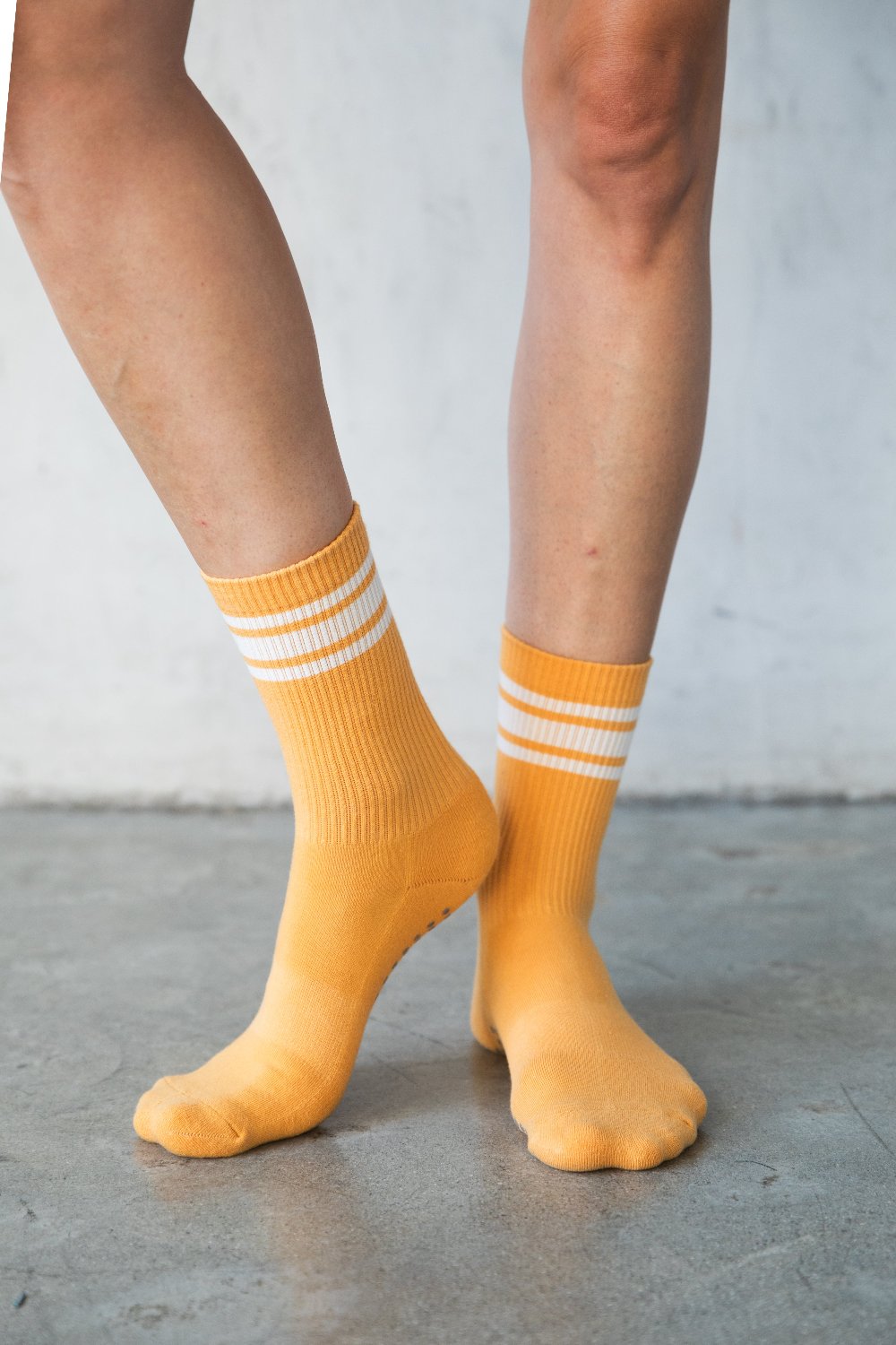 VANESSA GRIP SOCKS