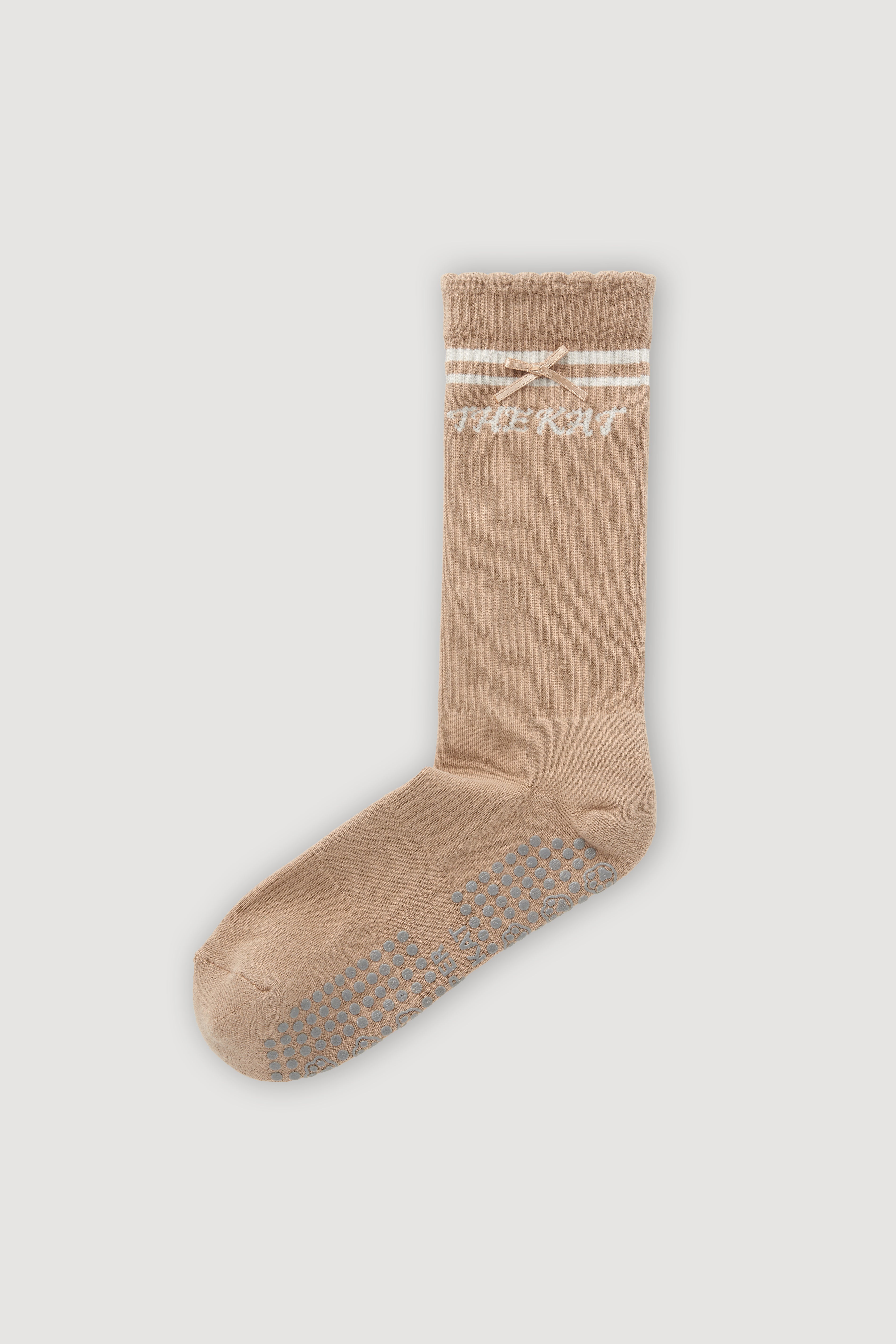 KATIE 'THE KAT' RIBBON GRIP SOCKS